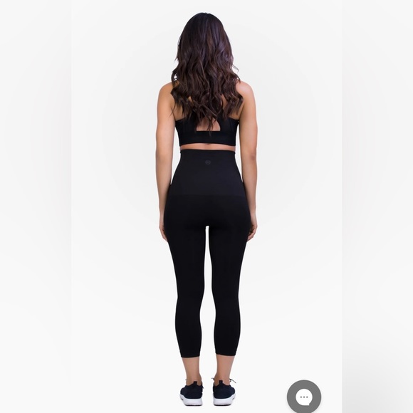 Belly Bandit Mother Tucker® Compression Capri Leggings Black Medium maternity - Picture 6 of 14